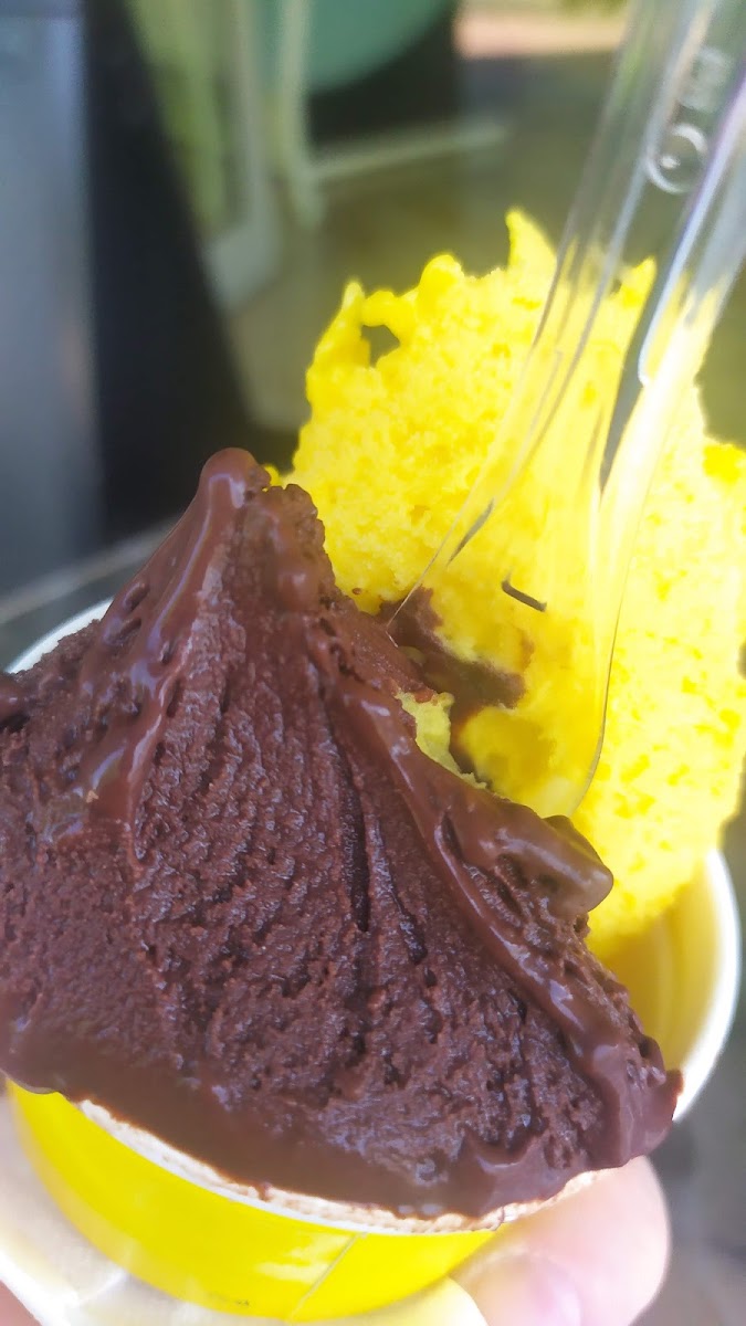 Cioccolato fondente e mango
